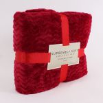 Plush Blanket in Red 200×230 cm