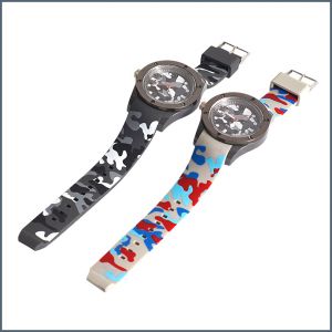 Camo patterned silicone watch ― Contieurope